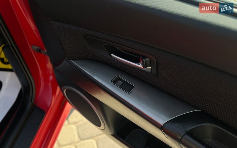 Хэтчбек Mazda 3 2007 в Мукачево