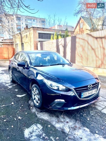 Седан Mazda 3 2016 в Хмельницком