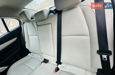Седан Mazda 3 2019 в Кропивницькому