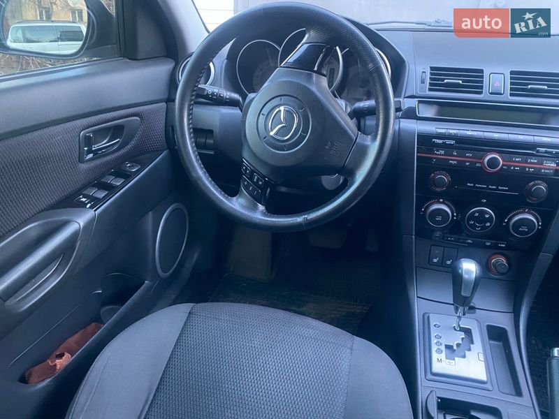 Седан Mazda 3 2008 в Дніпрі
