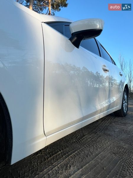 Хетчбек Mazda 3 2015 в Ірпені