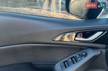 Хэтчбек Mazda 3 2015 в Ирпене
