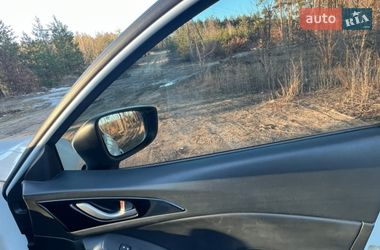 Хэтчбек Mazda 3 2015 в Ирпене