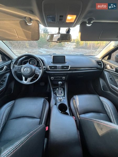 Хетчбек Mazda 3 2015 в Ірпені