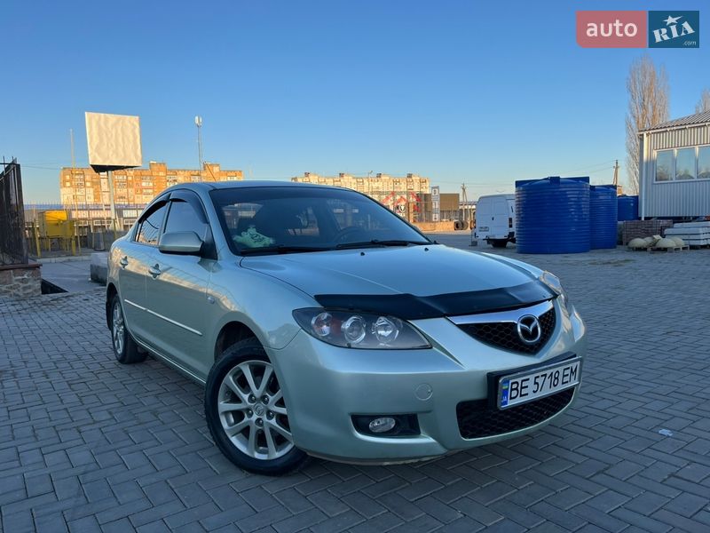 Седан Mazda 3 2008 в Первомайську