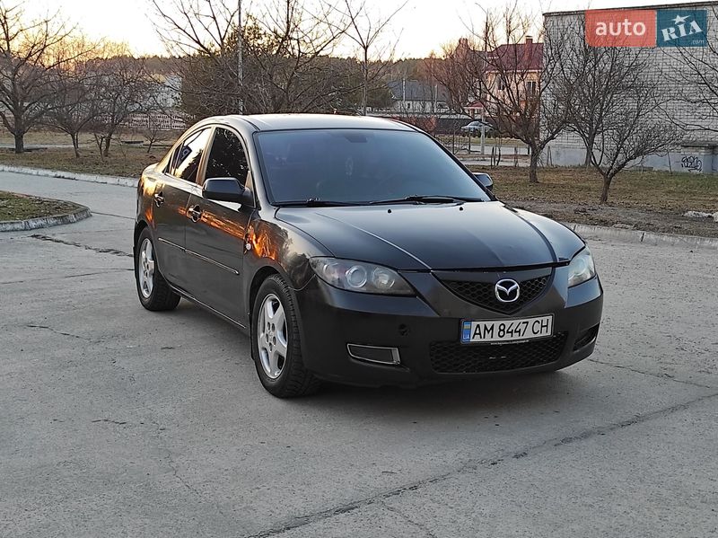 Седан Mazda 3 2008 в Нетешине