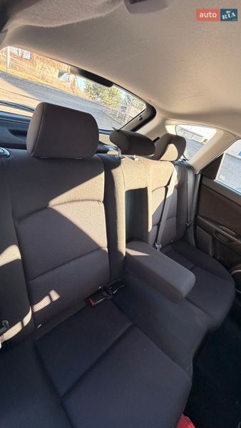 Седан Mazda 3 2009 в Луцке