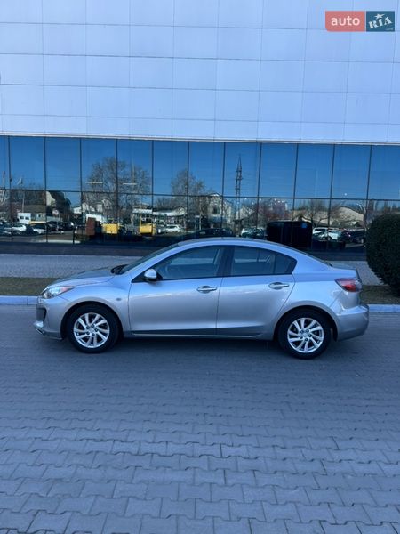 Mazda 3 2012