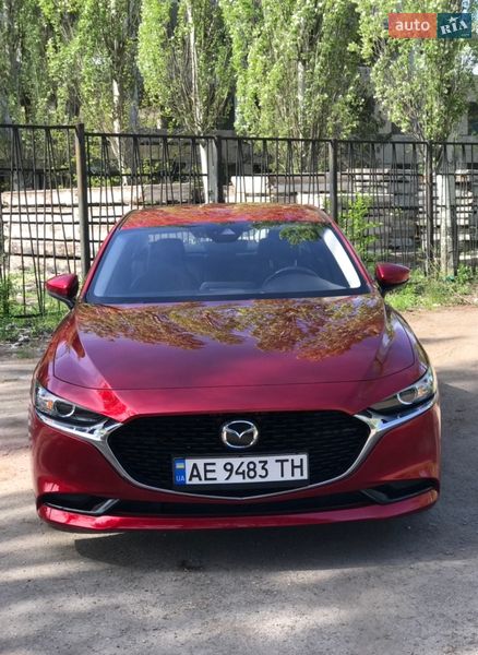 Седан Mazda 3 2019 в Кривом Роге