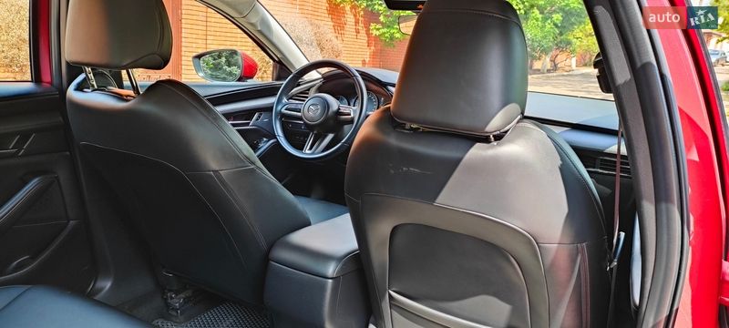 Седан Mazda 3 2019 в Кривом Роге