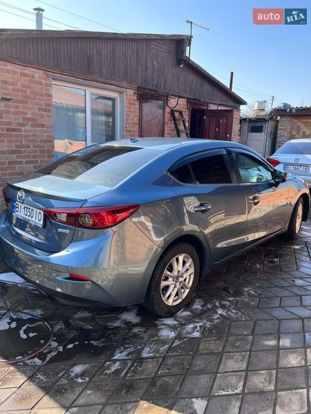 Седан Mazda 3 2015 в Полтаве