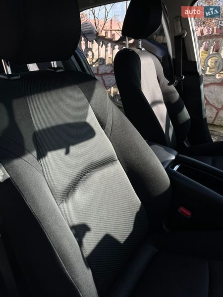 Седан Mazda 3 2017 в Ивано-Франковске