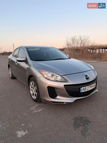 Седан Mazda 3 2012 в Любашевке