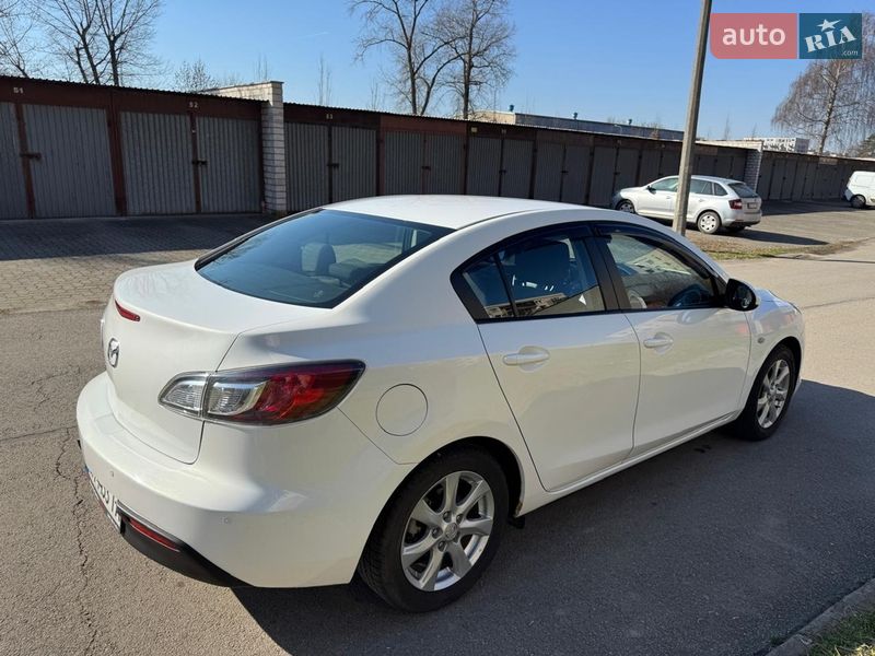 Седан Mazda 3 2011 в Одессе