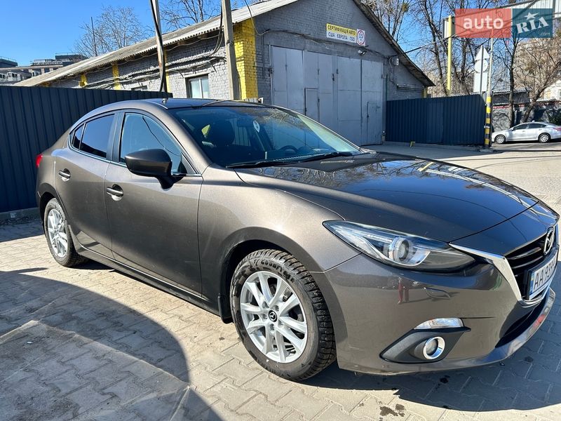 Седан Mazda 3 2014 в Києві
