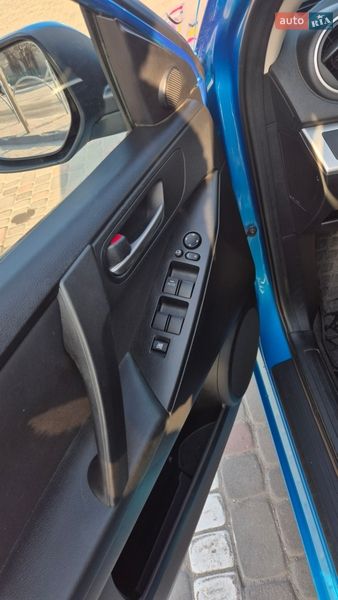 Хэтчбек Mazda 3 2011 в Днепре