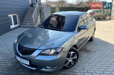 Седан Mazda 3 2004 в Полонном