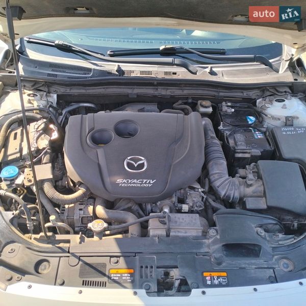 Хэтчбек Mazda 3 2014 в Шептицькому