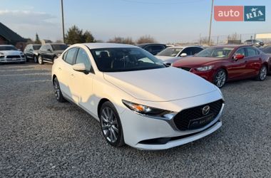 Седан Mazda 3 2021 в Ивано-Франковске