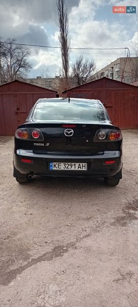 Седан Mazda 3 2006 в Кривом Роге