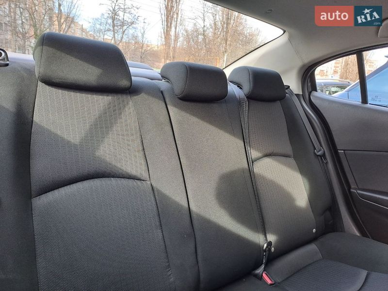 Седан Mazda 3 2014 в Одессе
