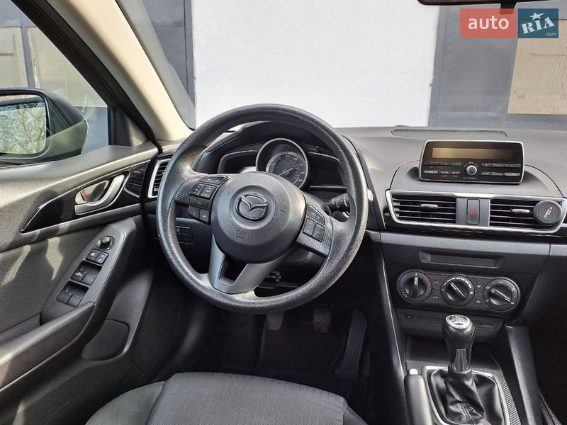 Седан Mazda 3 2014 в Одессе