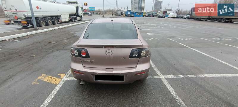 Седан Mazda 3 2008 в Киеве