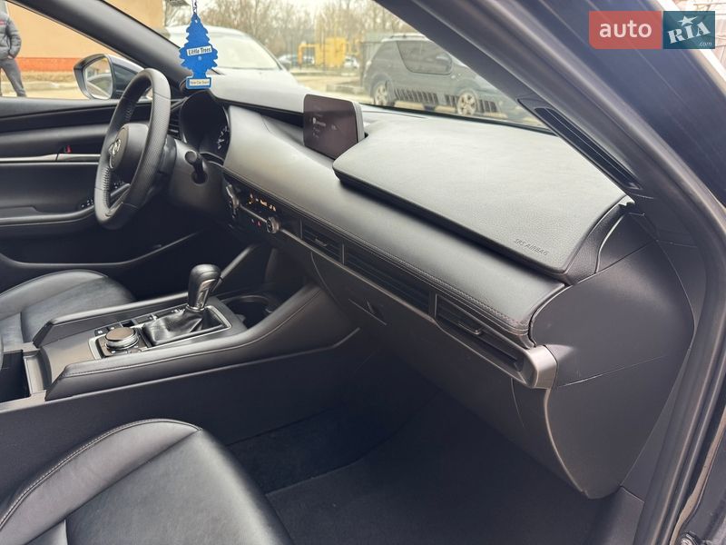 Хэтчбек Mazda 3 2021 в Киеве