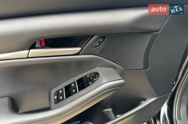 Хэтчбек Mazda 3 2021 в Киеве