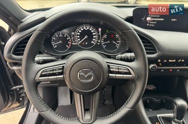 Хэтчбек Mazda 3 2021 в Киеве