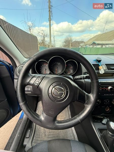 Хэтчбек Mazda 3 2004 в Фастове