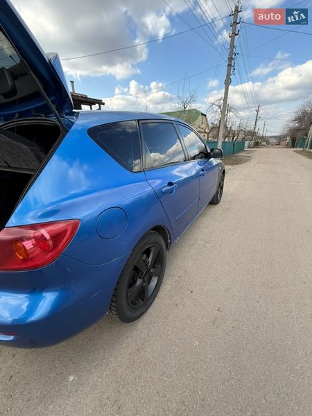 Хэтчбек Mazda 3 2004 в Фастове