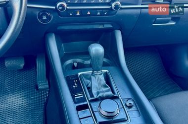 Хэтчбек Mazda 3 2019 в Киеве