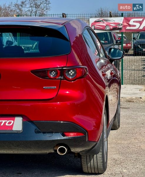 Хэтчбек Mazda 3 2019 в Киеве