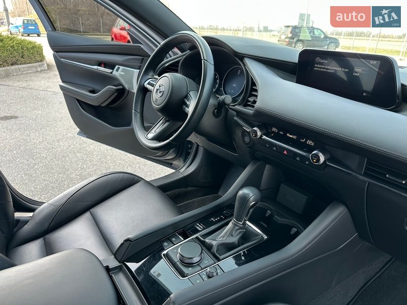 Хэтчбек Mazda 3 2022 в Днепре