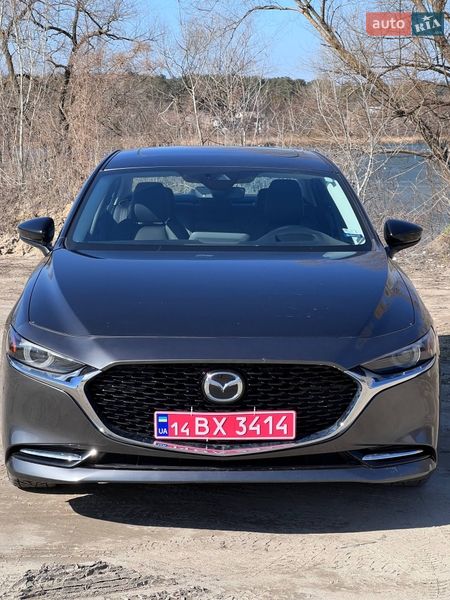 Седан Mazda 3 2021 в Киеве