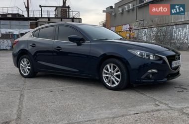 Седан Mazda 3 2015 в Запорожье