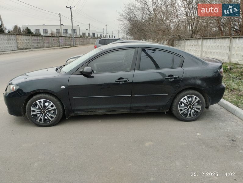 Седан Mazda 3 2008 в Киеве