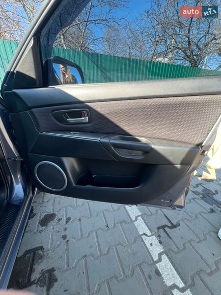 Хэтчбек Mazda 3 2006 в Житомире