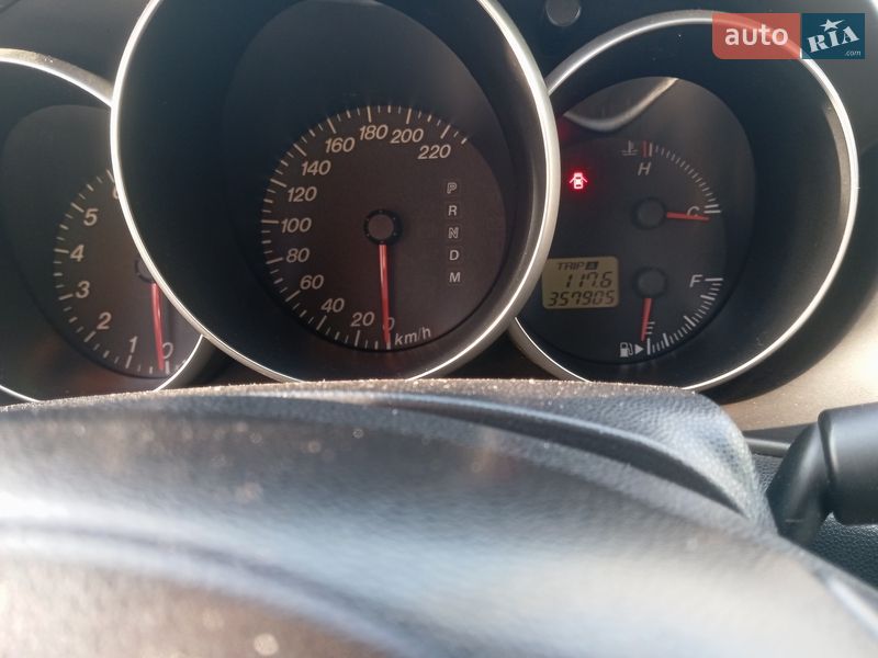 Хэтчбек Mazda 3 2005 в Петропавловской Борщаговке