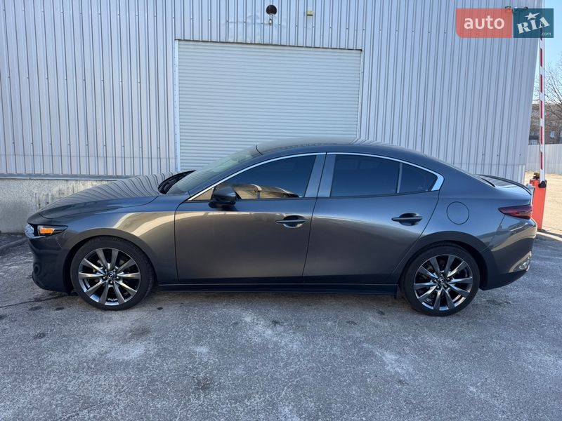 Седан Mazda 3 2019 в Харькове
