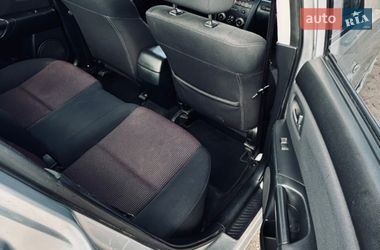 Седан Mazda 3 2006 в Смеле