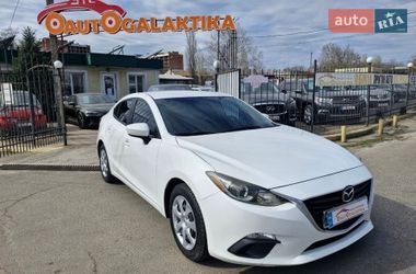 Седан Mazda 3 2016 в Николаеве