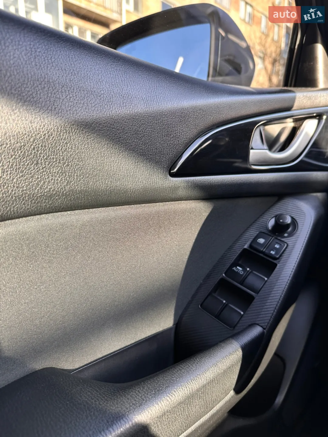 2013 Mazda 3 - мініатюра 17