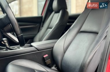 Седан Mazda 3 2018 в Николаеве