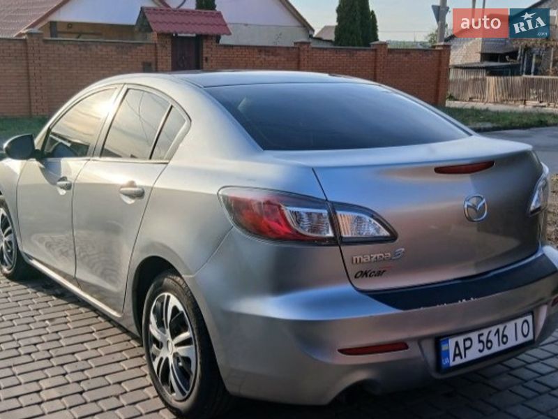 Седан Mazda 3 2013 в Запорожье фото 5 Седан Mazda 3 2013 в Запорожье
