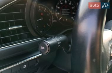 Седан Mazda 3 2019 в Луцке