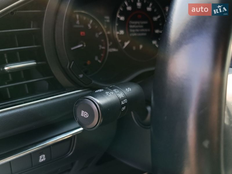 Седан Mazda 3 2019 в Луцке