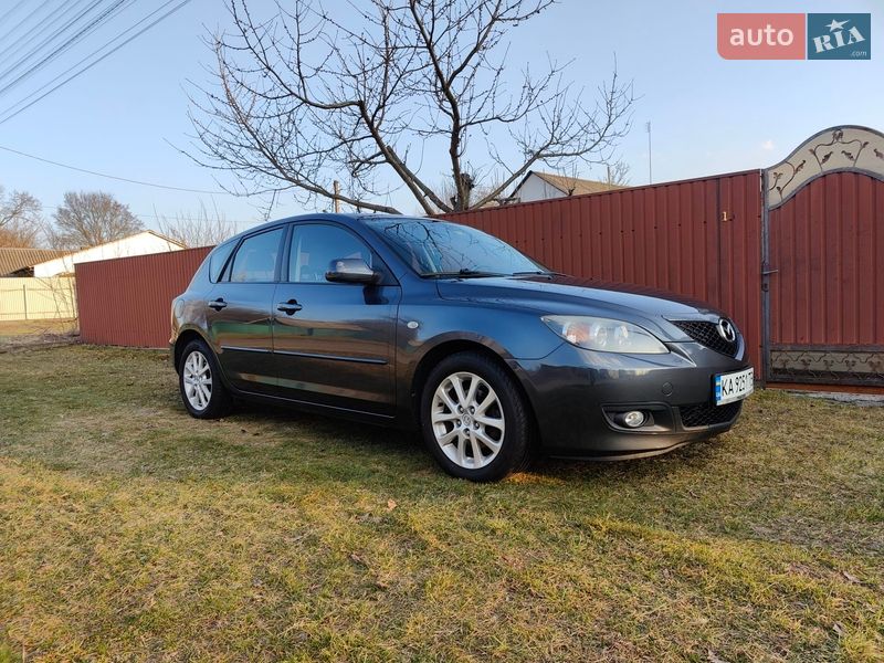 Хэтчбек Mazda 3 2008 в Киеве