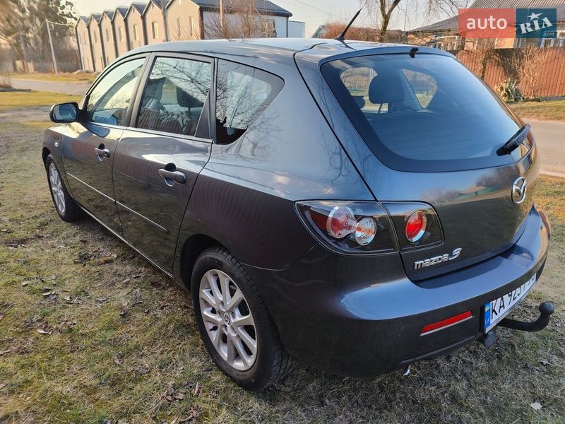 Хэтчбек Mazda 3 2008 в Киеве